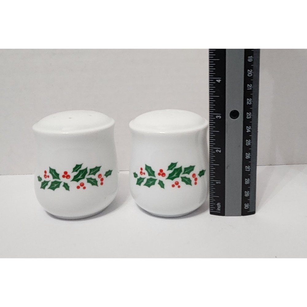 Corelle Salt & Pepper Shaker Set Christmas White WINTER HOLLY with Box #6018569 - Picture 5 of 13